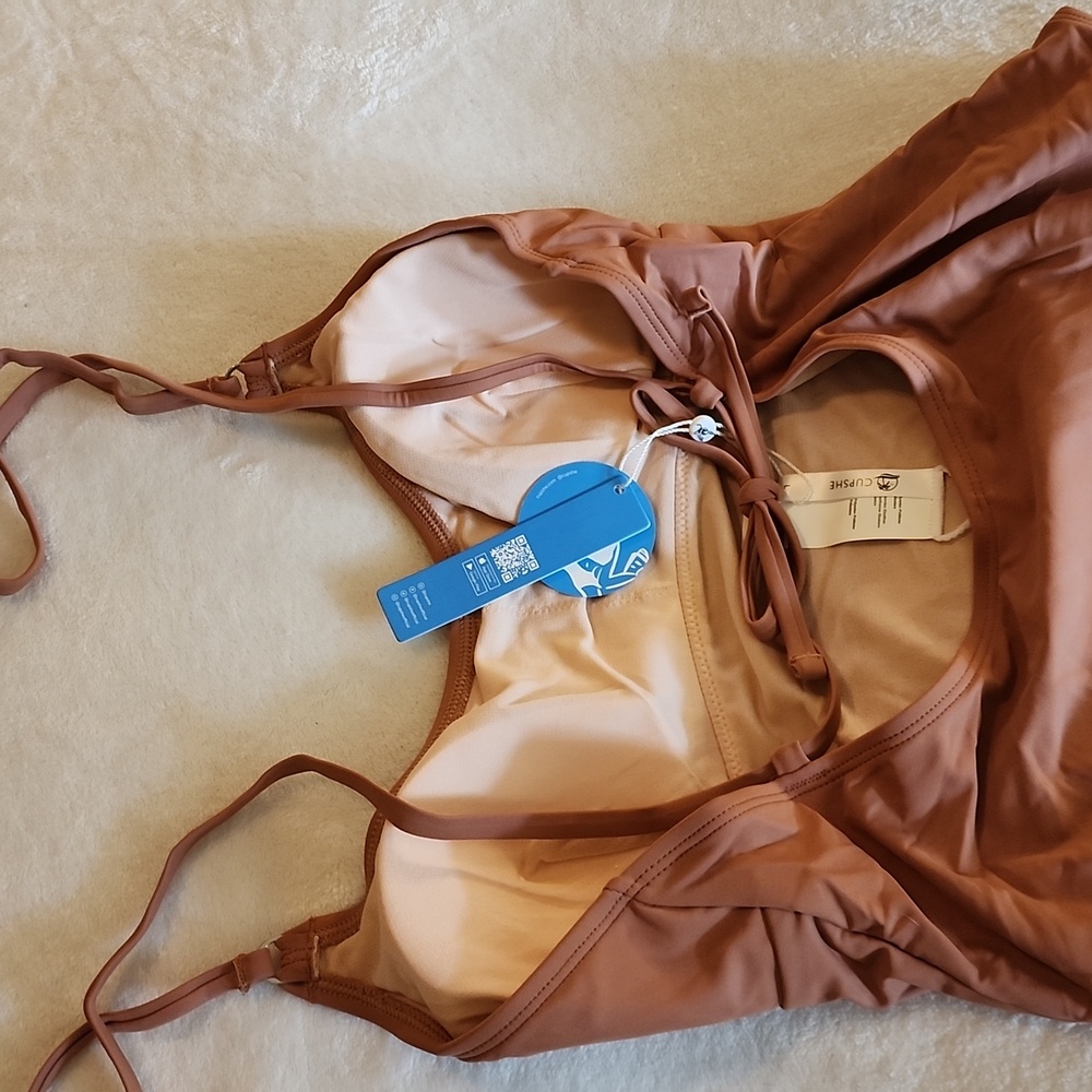 Cupshe Solid Brown Scoop Neck One-Piece Swimsuit - Picture 6 of 7